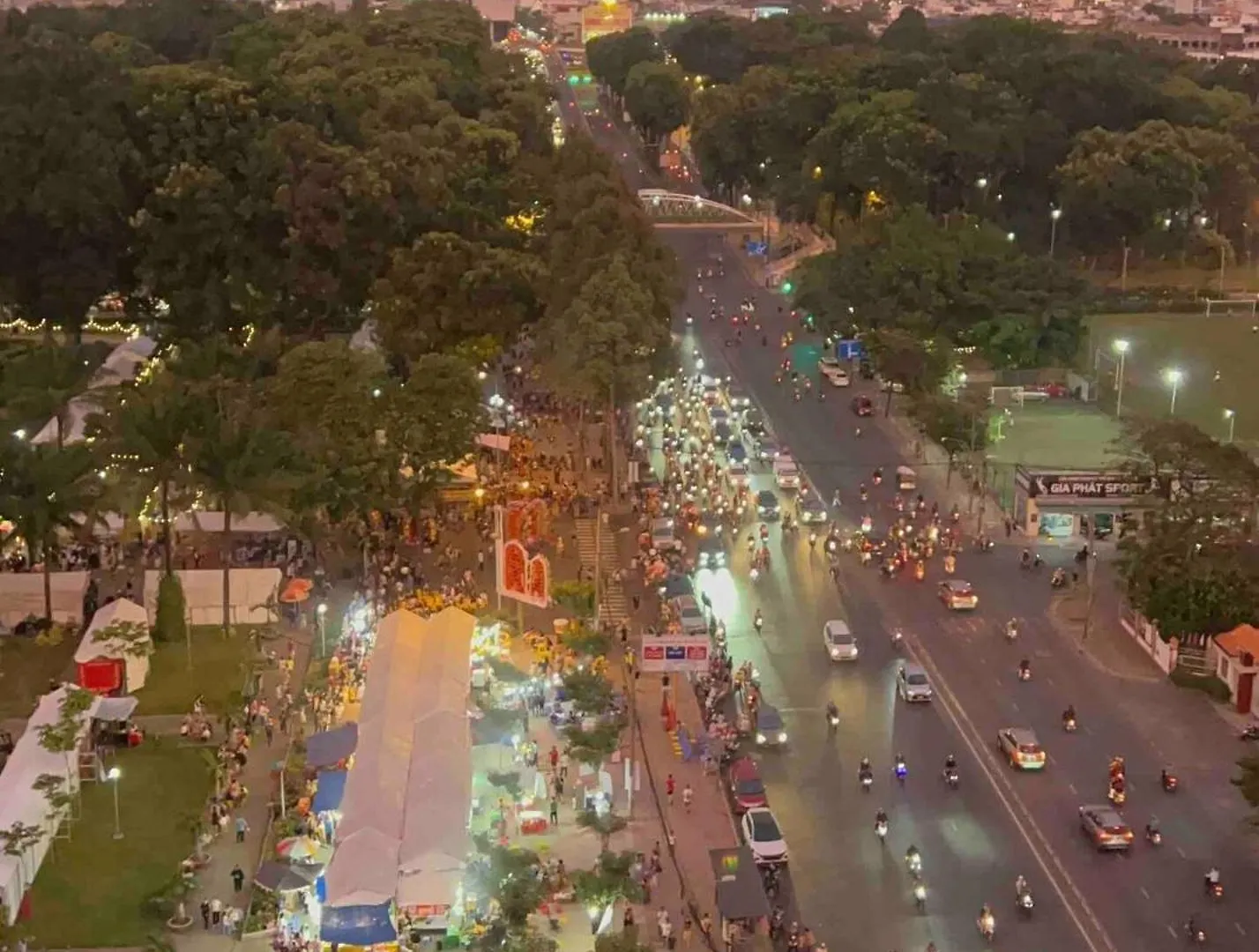 Can Ho Gan San Bay Ho Chi Minh City 0*,